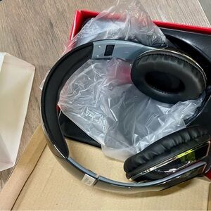 Stereo headphones wireless